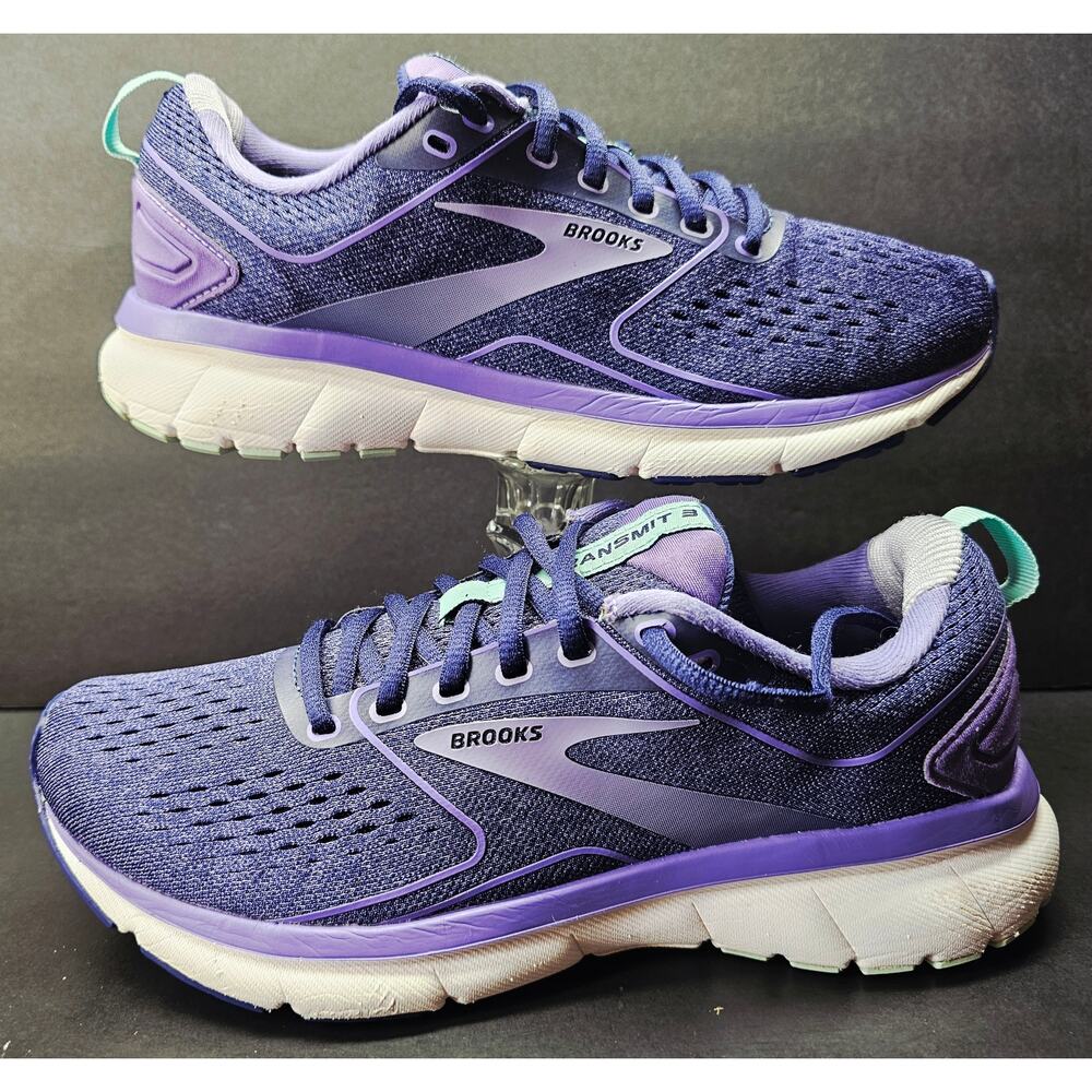 Brooks Women 8 Comfy footwear